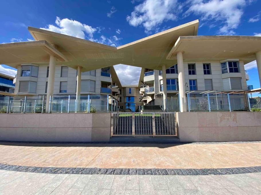 Stylish Apartment With Terrace On The Beachfrom Valencia Eksteriør billede