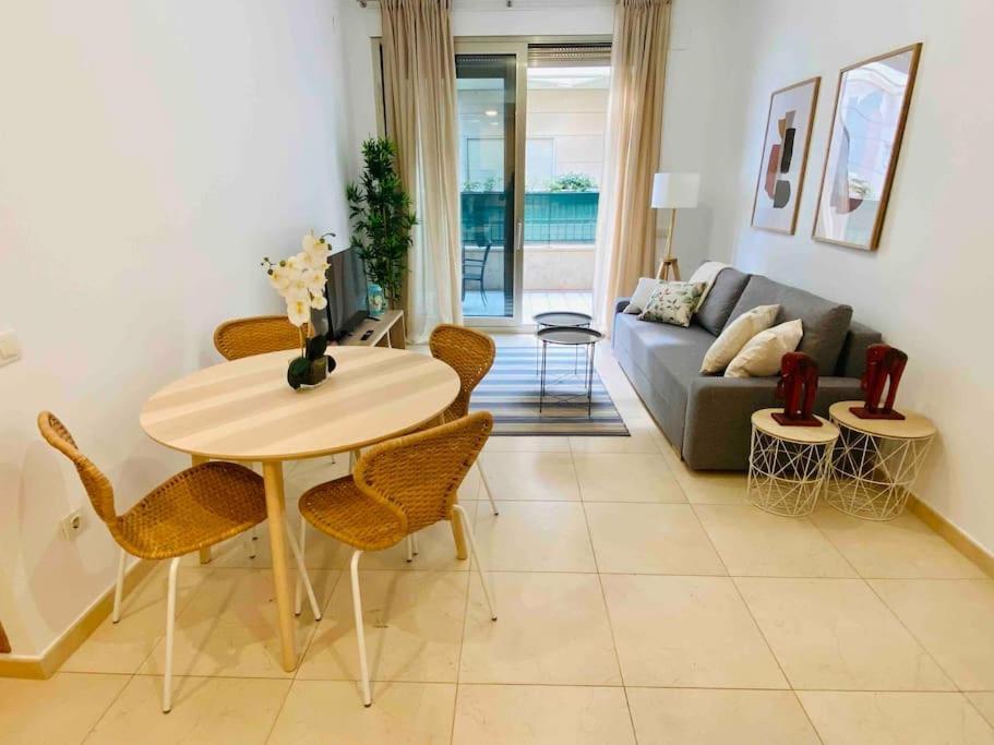Stylish Apartment With Terrace On The Beachfrom Valencia Eksteriør billede