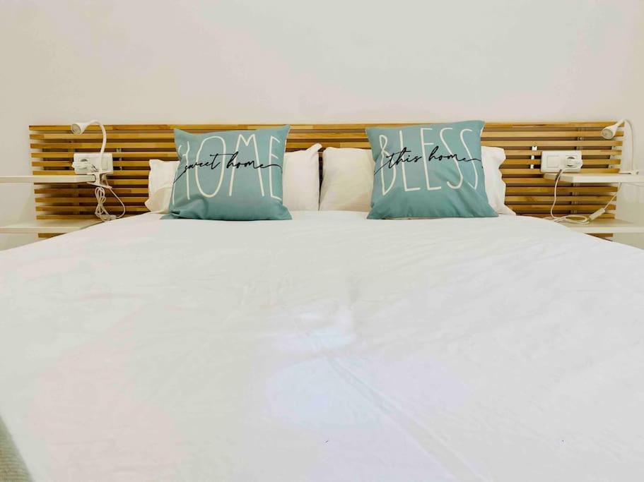 Stylish Apartment With Terrace On The Beachfrom Valencia Eksteriør billede