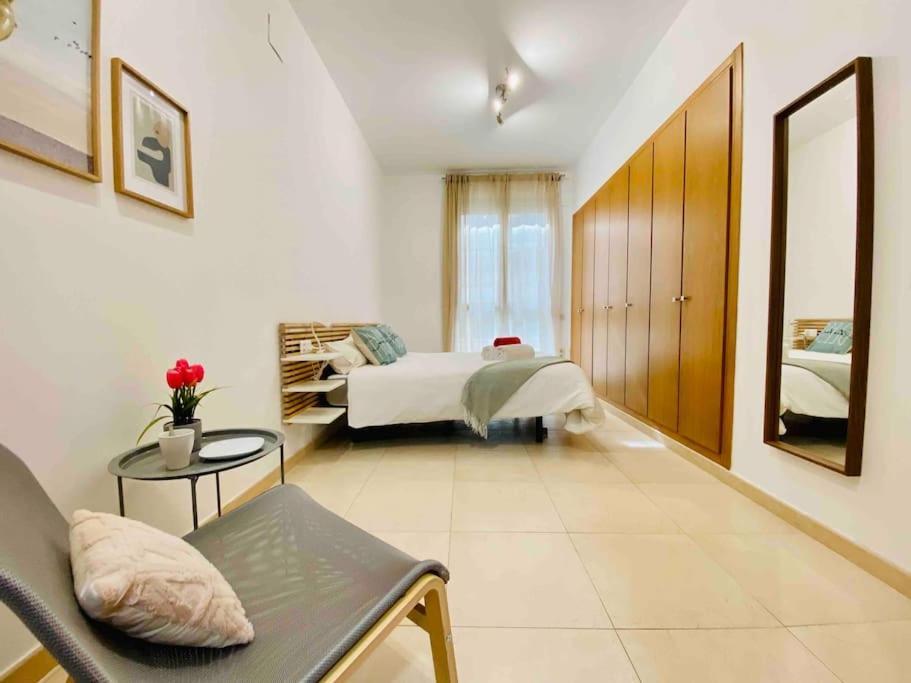 Stylish Apartment With Terrace On The Beachfrom Valencia Eksteriør billede