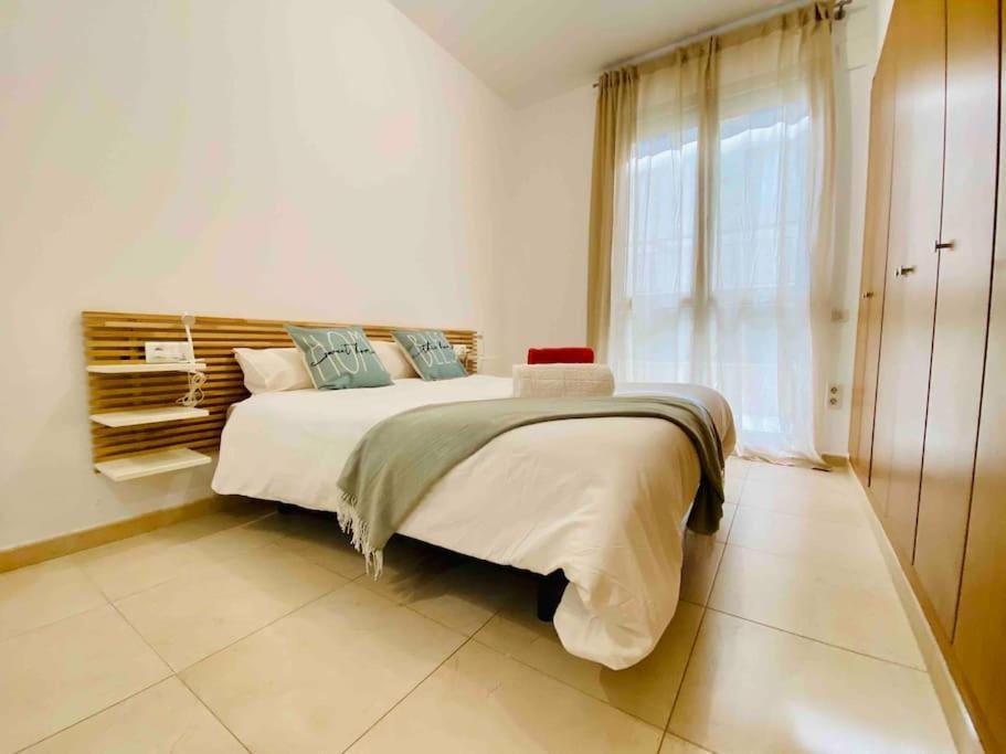 Stylish Apartment With Terrace On The Beachfrom Valencia Eksteriør billede